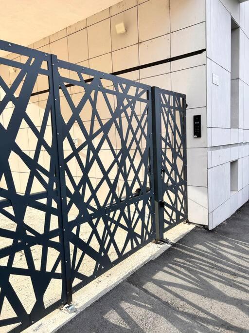 Ferienwohnung Industrial Style Bukarest Exterior foto